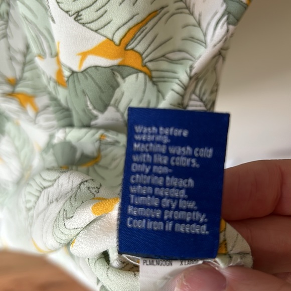 Apt 9 Banana leaf tropical shirt size large - Picture 4 of 4